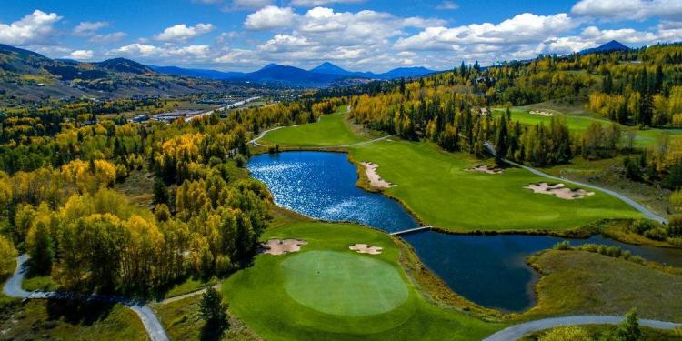 Raven Golf Club at Three Peaks - Reviews & Course Info